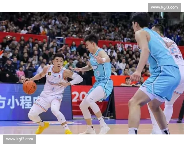 CBA赛场风云再起各队鏖战争夺季后赛席位 CBA赛场风云再起各队鏖战争夺季后赛席位