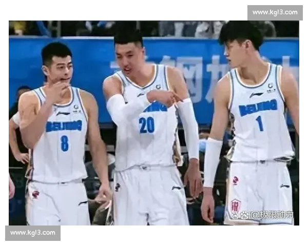 CBA赛季精彩对决不断 激烈比分背后藏着哪些精彩故事